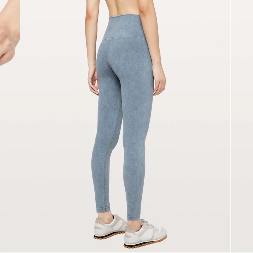LULULEMON Wunder Under In Washed Moon‎ Blue Size 4